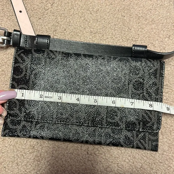 Calvin Klein Fanny Pack - Picture 5 of 7